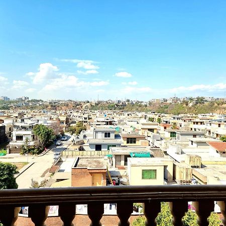 Executive 3 Bedrooms Apartment In Bahria Town Rawalpindi Bagian luar foto