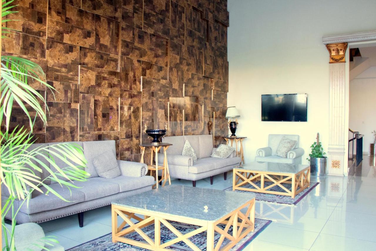 Executive 3 Bedrooms Apartment In Bahria Town Rawalpindi Bagian luar foto