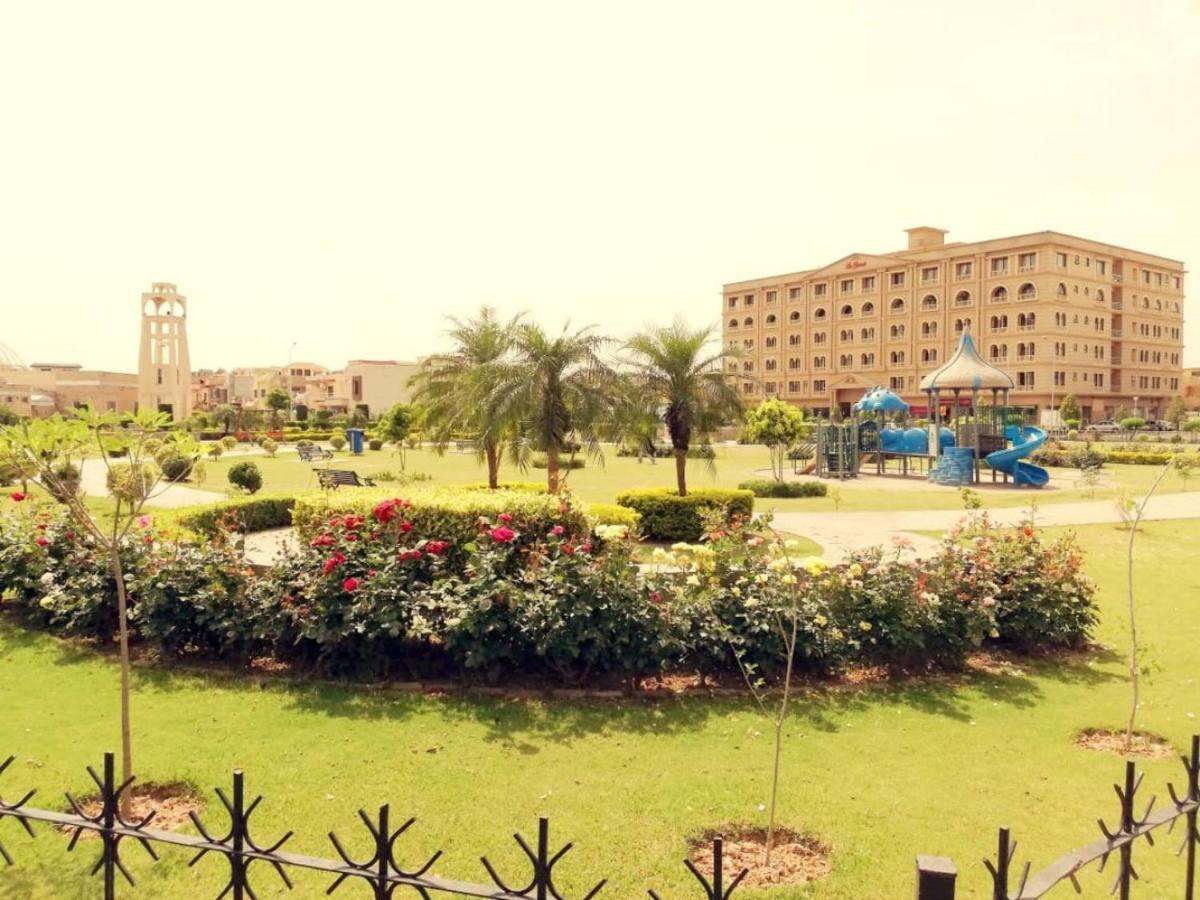 Executive 3 Bedrooms Apartment In Bahria Town Rawalpindi Bagian luar foto