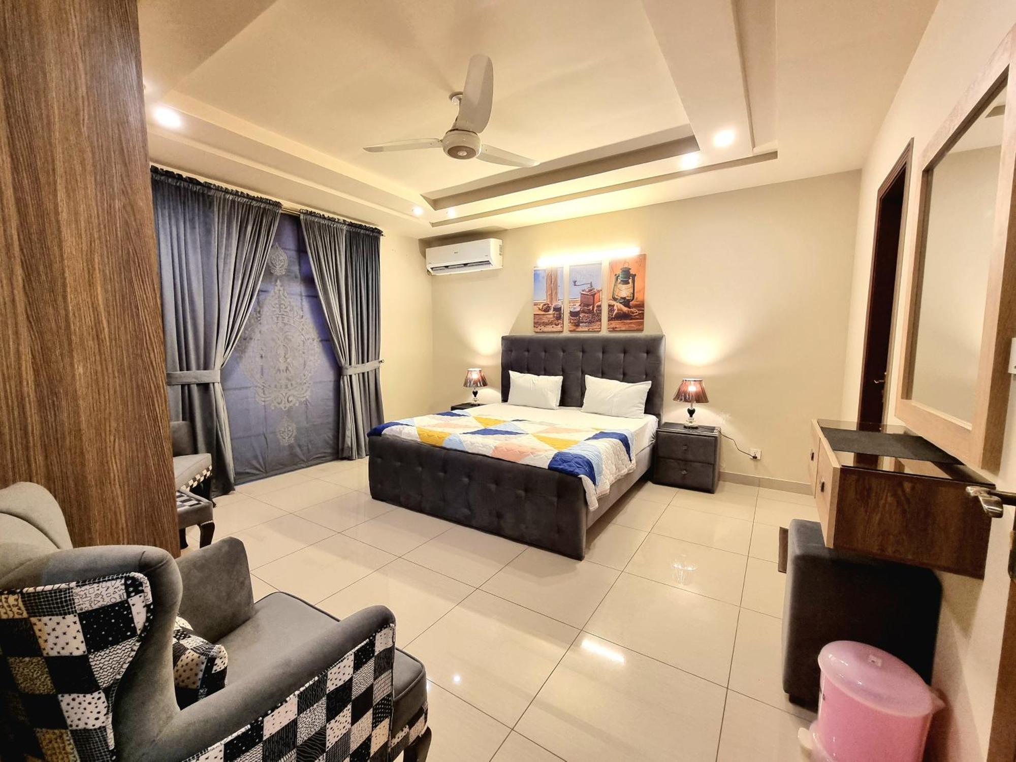 Executive 3 Bedrooms Apartment In Bahria Town Rawalpindi Bagian luar foto