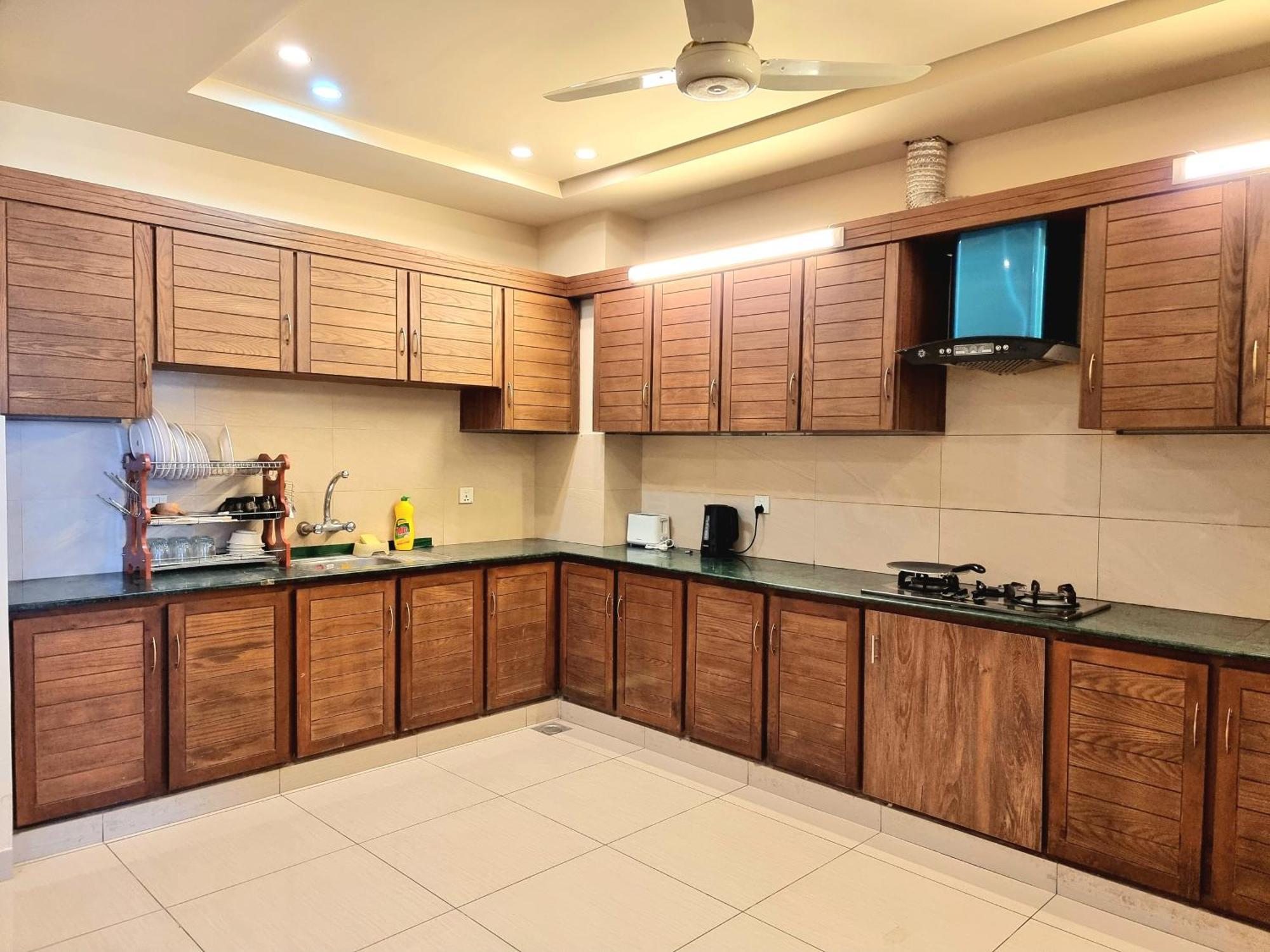 Executive 3 Bedrooms Apartment In Bahria Town Rawalpindi Bagian luar foto