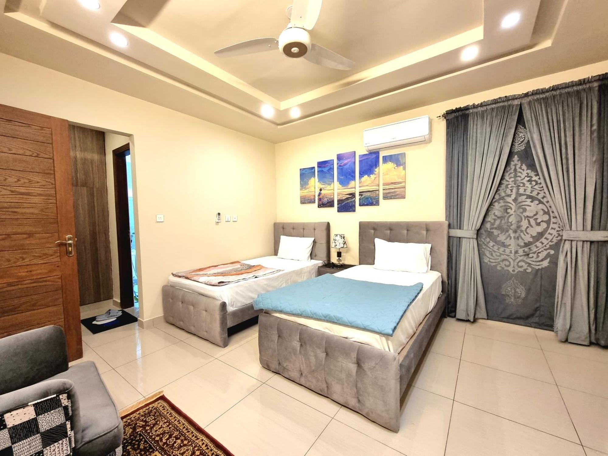 Executive 3 Bedrooms Apartment In Bahria Town Rawalpindi Bagian luar foto