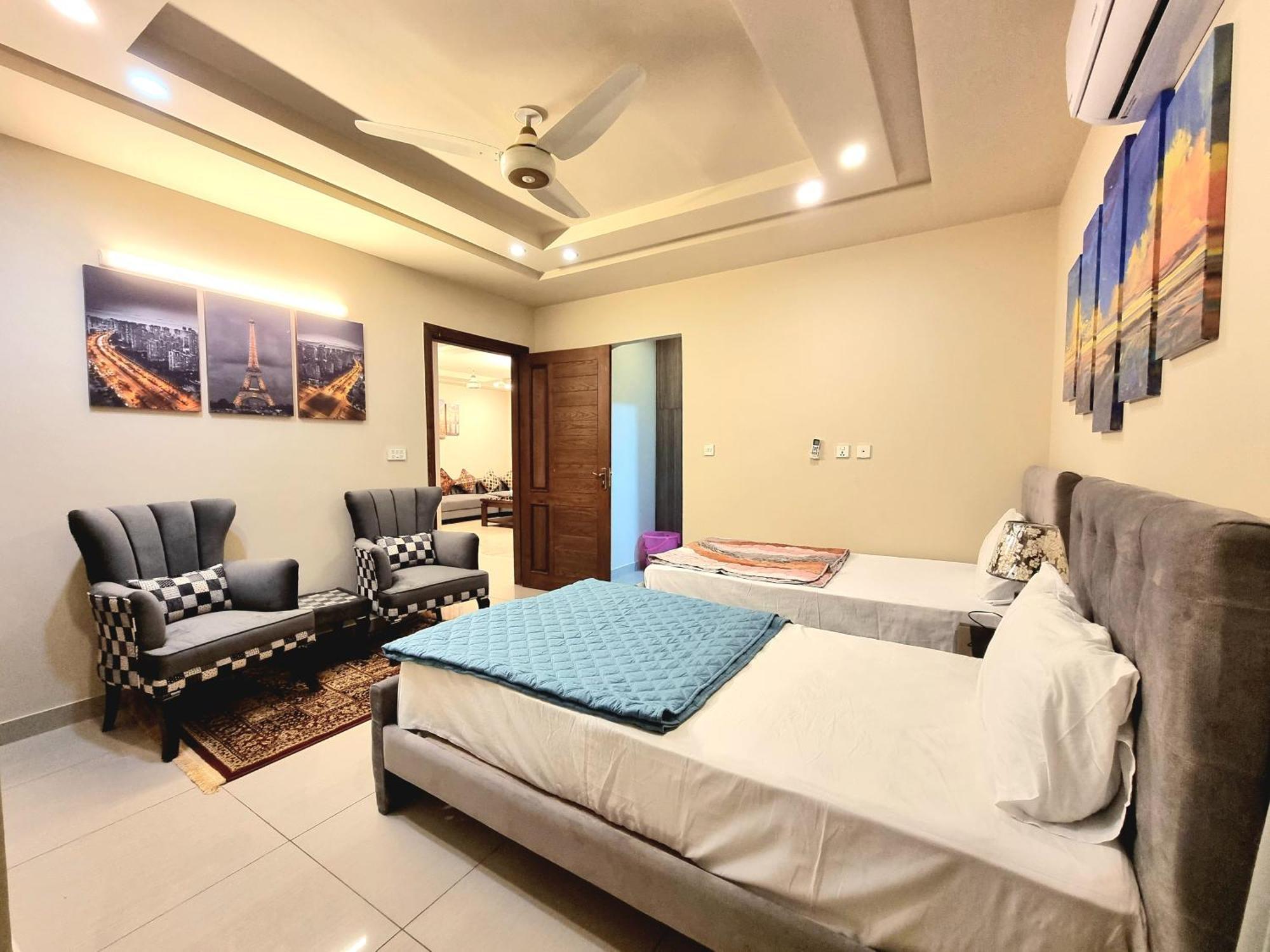 Executive 3 Bedrooms Apartment In Bahria Town Rawalpindi Bagian luar foto