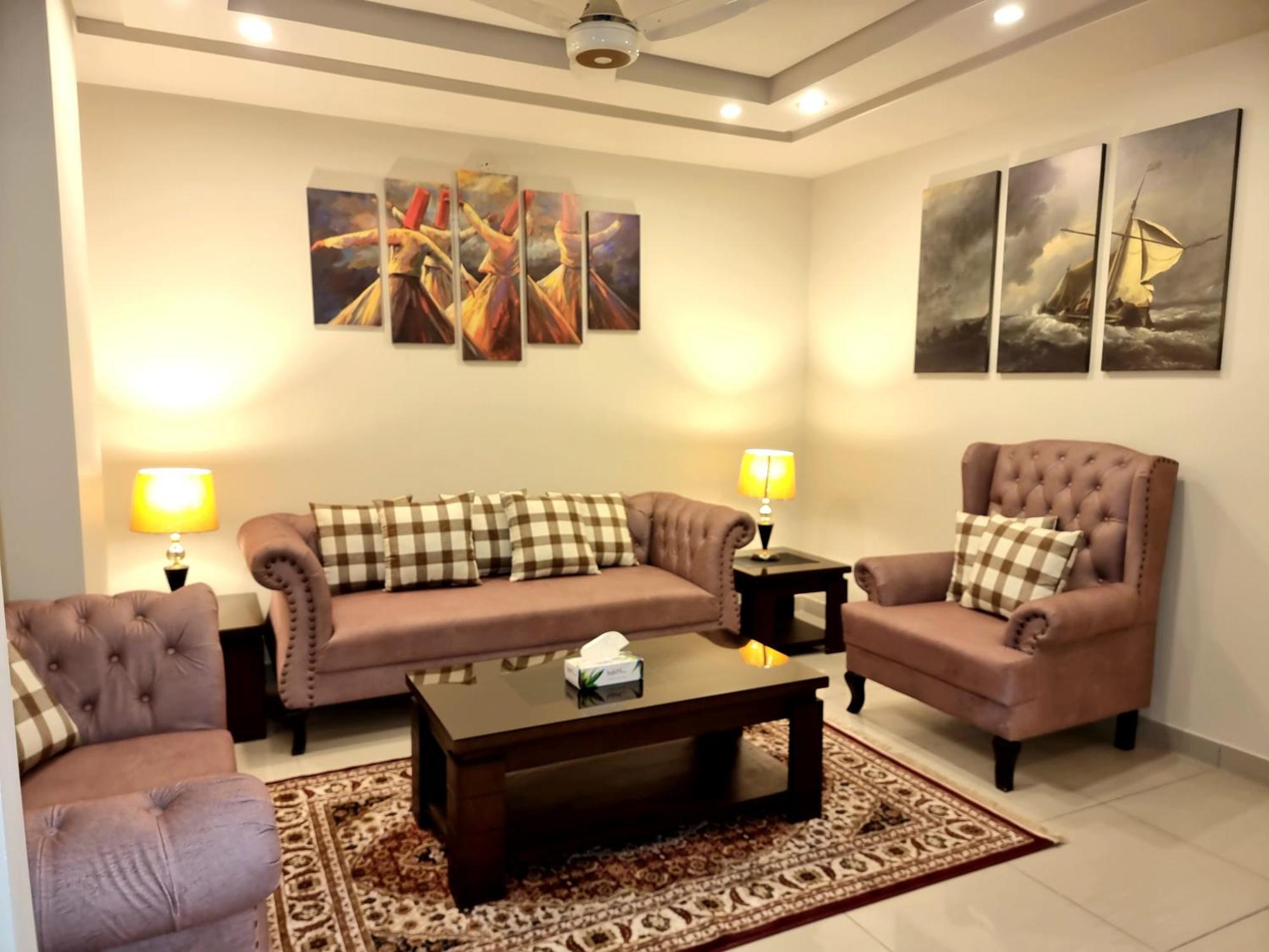 Executive 3 Bedrooms Apartment In Bahria Town Rawalpindi Bagian luar foto